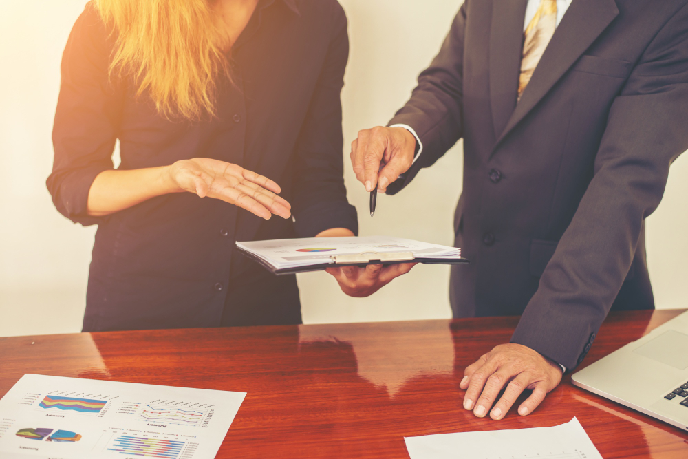 Company liquidation in Abu Dhabi with professional financial and legal compliance support